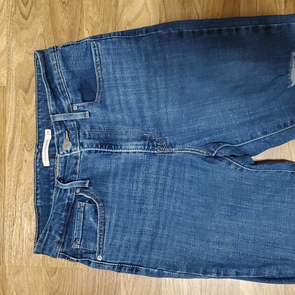 Levi's 721 High Rise Skinny Womens Distressed Jeans Size 28 (Length 30) - Picture 2 of 15